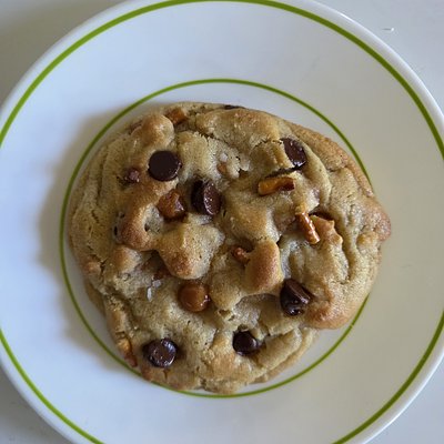 Kitchen Sink Cookie