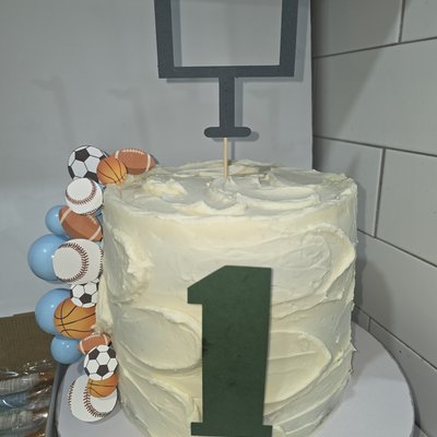 8in 3 Layer Cake (Decorated/Theme)