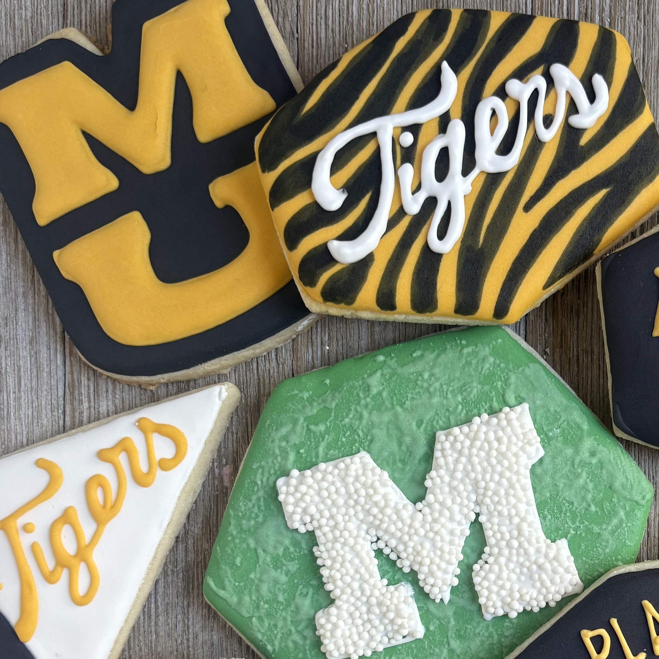 Mizzou Tiger Football Dozen