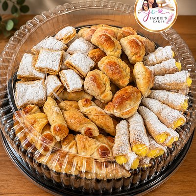 Deluxe Puerto Rican Pastry Platter