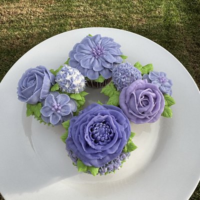 Floral Cupcake Arrangement