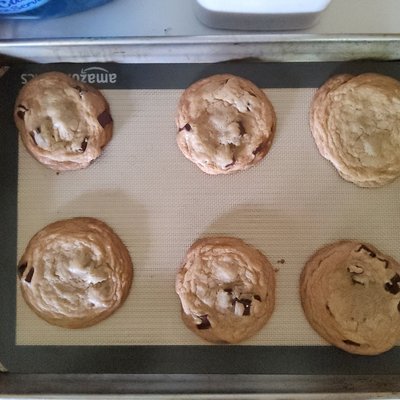 Dozen Cookies 