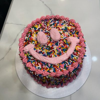 6" Round Cake (10 Servings) 