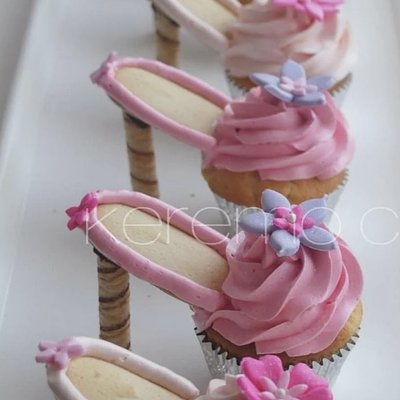 1 Dozen Cupcake Stilettos 