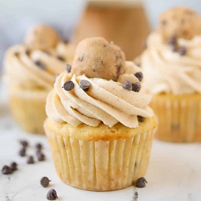 Chocolate Chip Cookie Dough Cupcakes