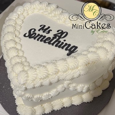 Heart-Shaped Cake (8’)