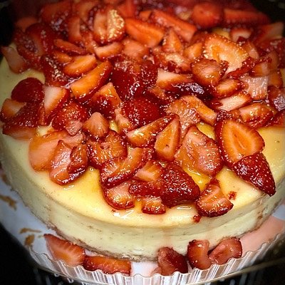 Strawberry Cheesecake (whole) 