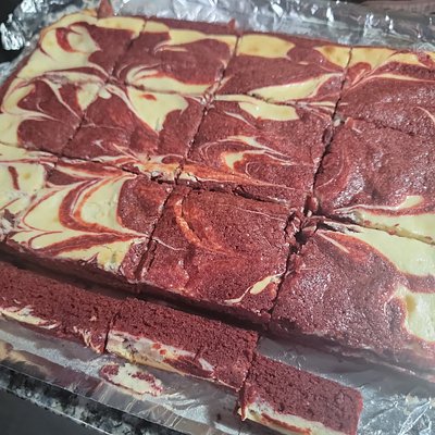 Red Velvet Cheesecake Brownies 