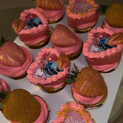 Custom Cupcake Box