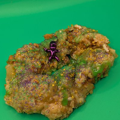 Apple Pie Biscoff King Cake Krispy