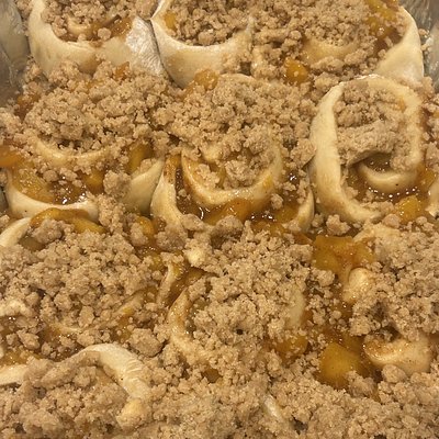 Apple Cobbler Cinnamon Rolls 