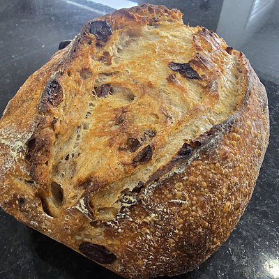 Cinnamon Raisin Country Loaf 