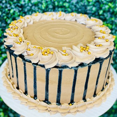 2 Layer 8 Inch Cake