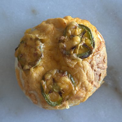 🥯 Jalapeño Cheddar 4/8 Count 
