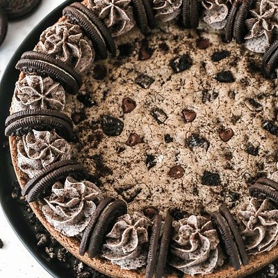 Cookies & Cream Cookie Cake