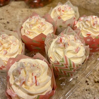 Candy Cane Cupcakes