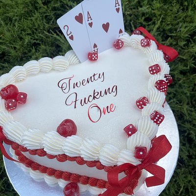 Dice Cake 11 Inch Heart Cake 