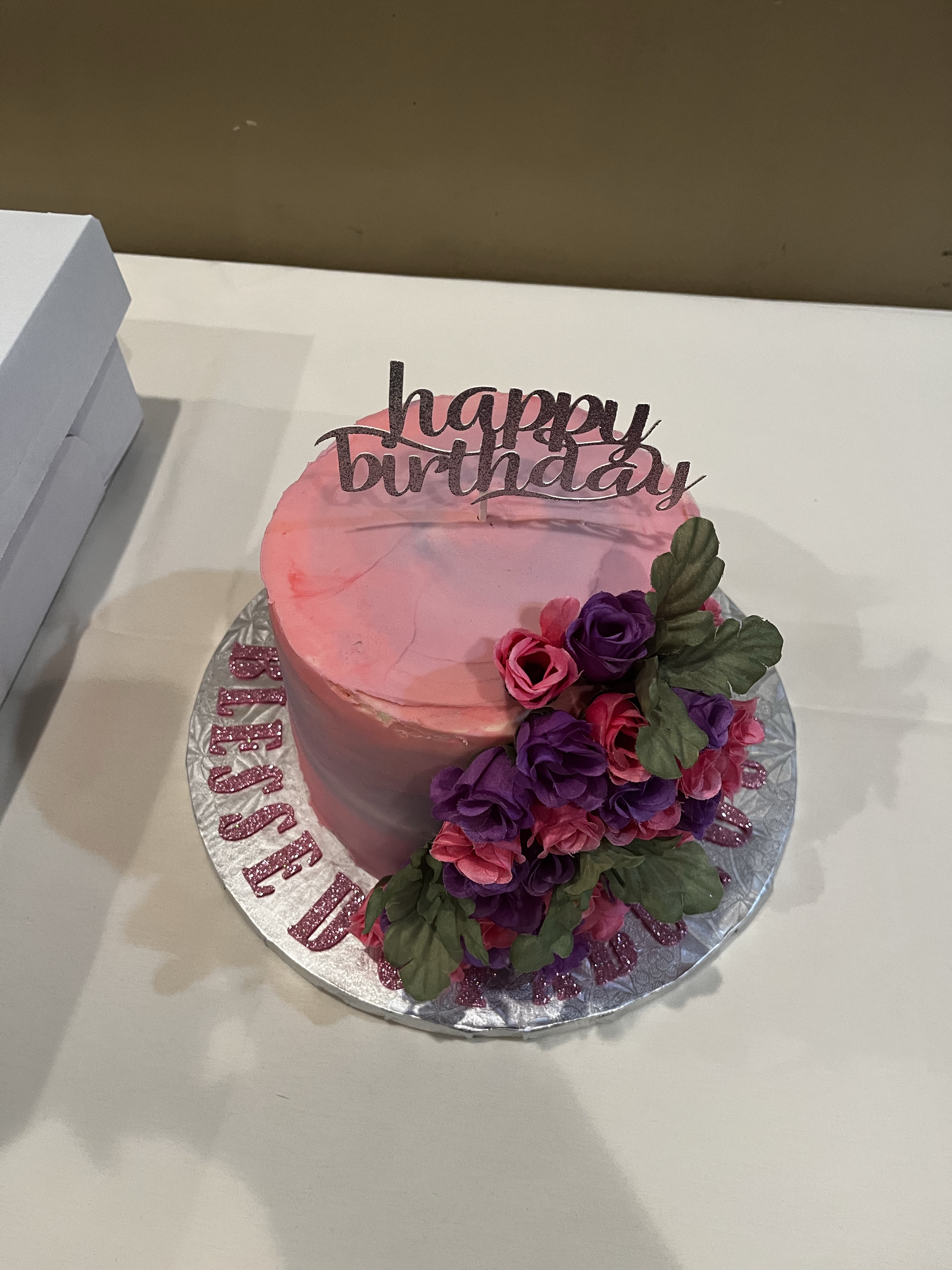 Custom 6in Cakes 