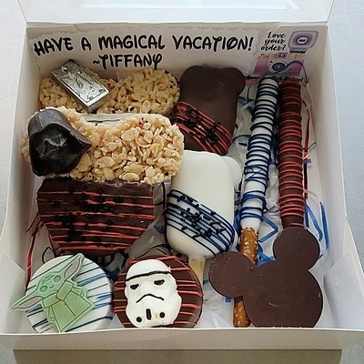 Small Assorted Dessert Box (8 ct)-Shipped
