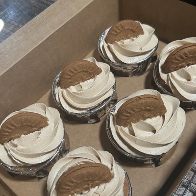 1/2 Dozen Cupcakes🧁