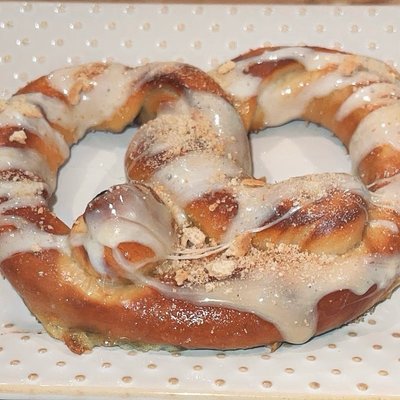 S’more  Pretzel 