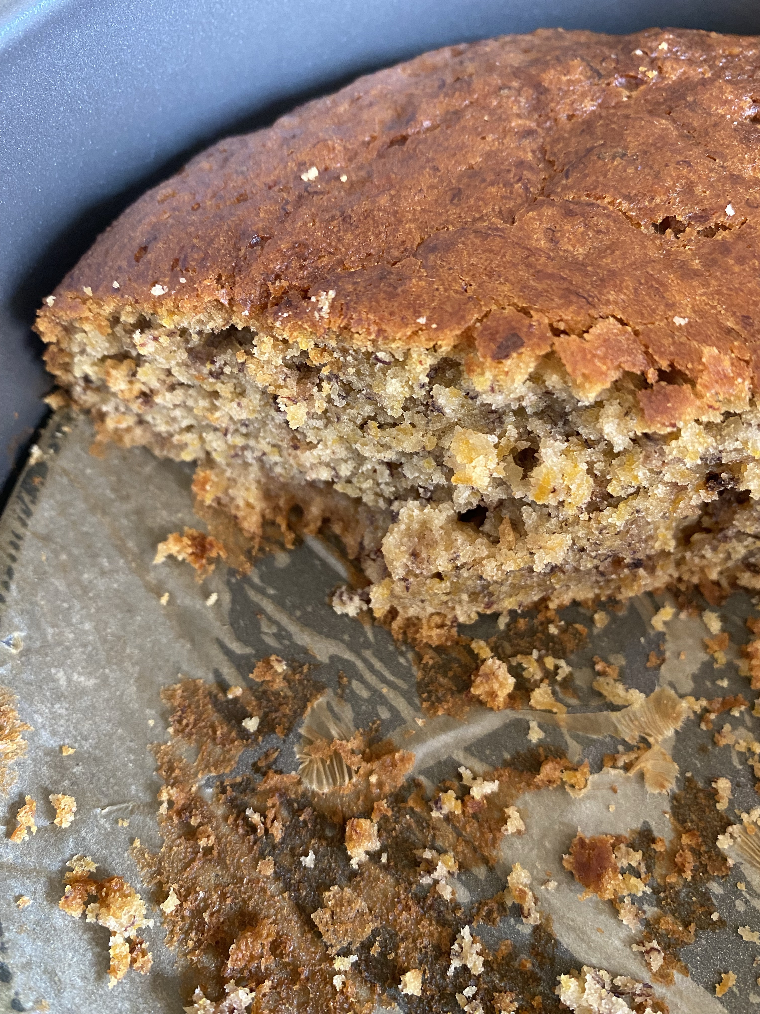 Banana Carrot Cake Small Round Tray