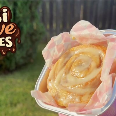 Classic Cinnamon Rolls 