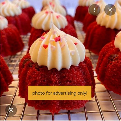 Mini Bundt Cake Flight 
