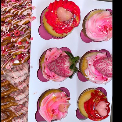 Berry Cute Cupcake Box