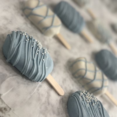 Cakesicles (Dozen)