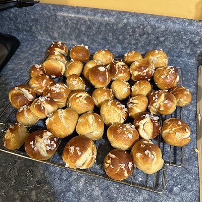 Pretzel Basket