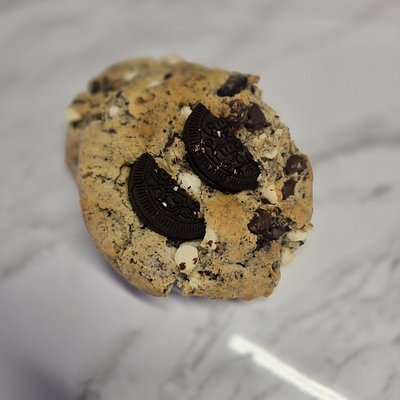 Cookies and Cream Cookie