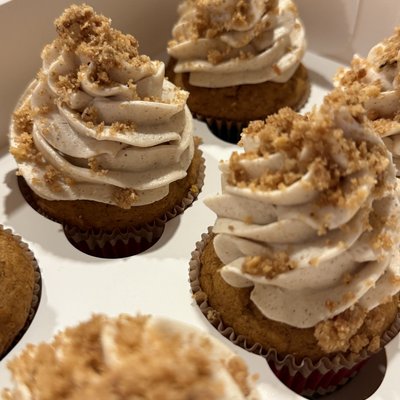 Pumpkin Walnut Cupcakes