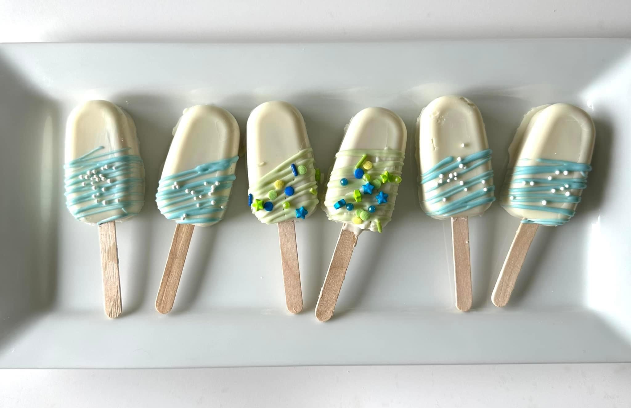 Cakesicles 