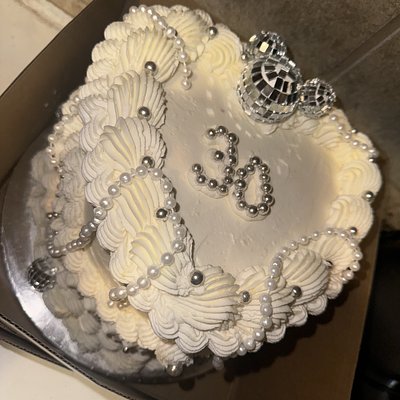 8in Heart Cakes (Frosting Art) 