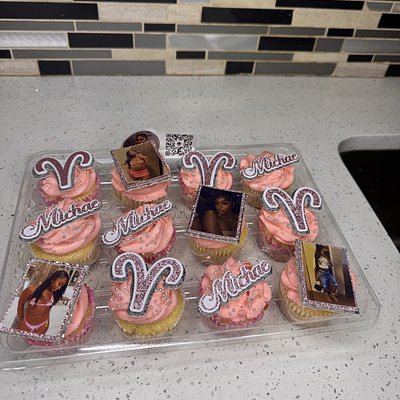 Personalized Luxe Photo Cupcakes