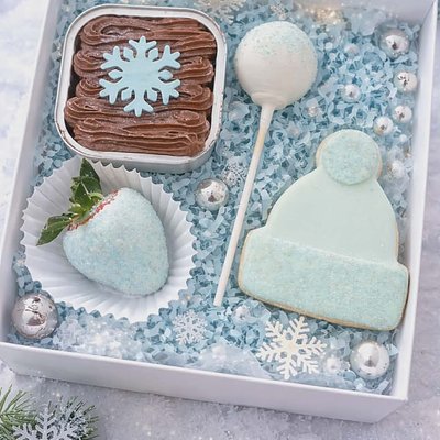 Icy Sweet Treat Box ❄️✨