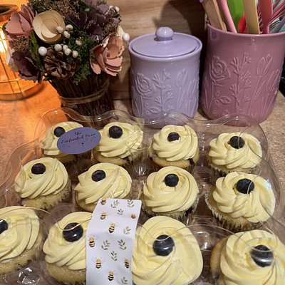 Lemon Blueberry Cupcakes 