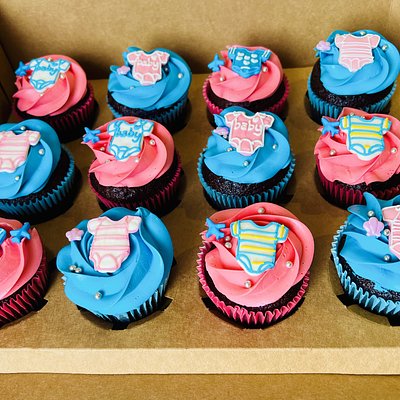 Edible topper