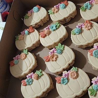 Rice Krispie Treats (Fondant)