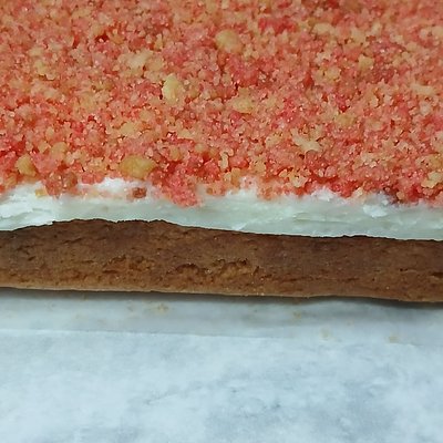 Strawberry Crunch Brownie