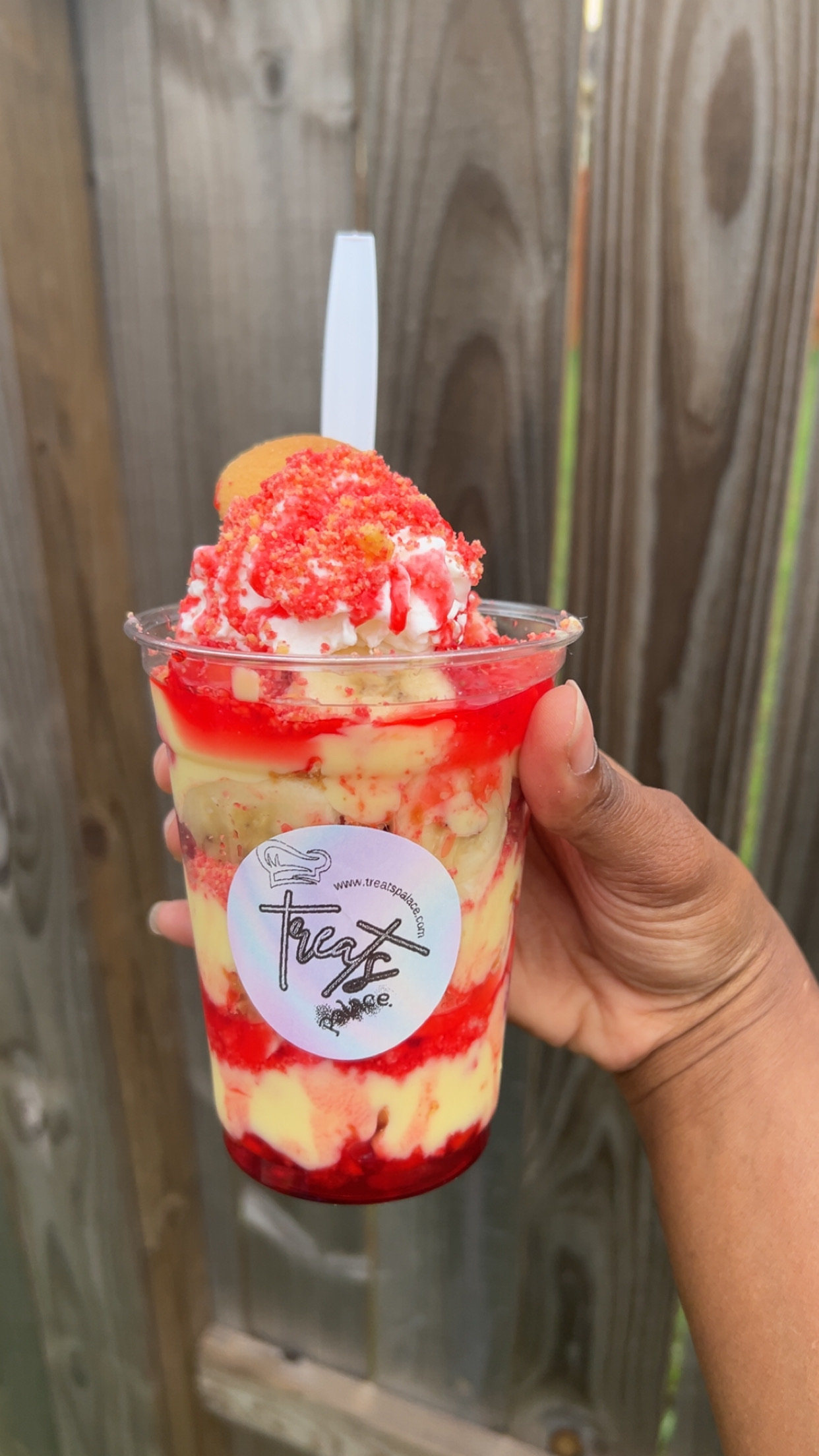 Strawberry Crunch Banana Pudding 