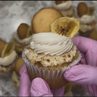 1 Dozen Banana Pudding Cupcakes 