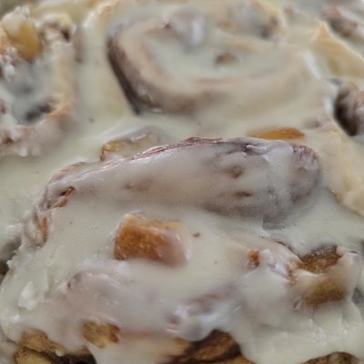 Peach Cinnamon Rolls 
