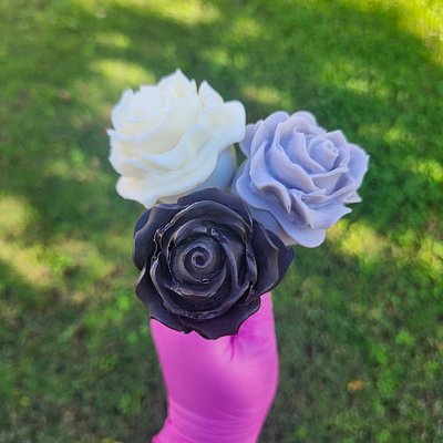 Rose Shaped Cake Pops