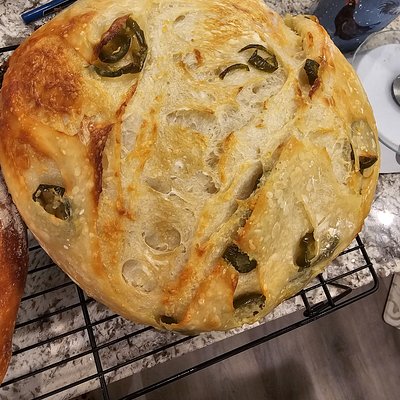 Jalapeño Cheddar Sourdough 