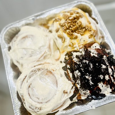 Cinnamon Rolls 4ct Sampler