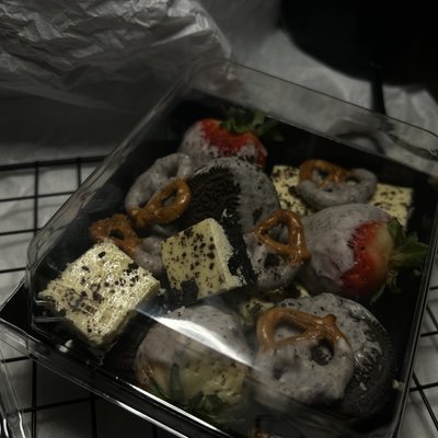 Oreo Cheesecake Platter 