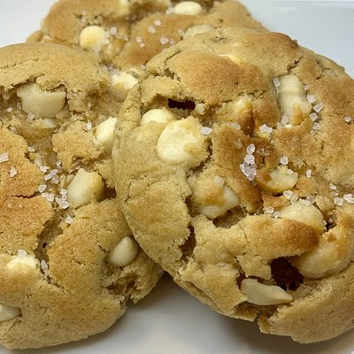 White Chocolate Macadamia Nut 