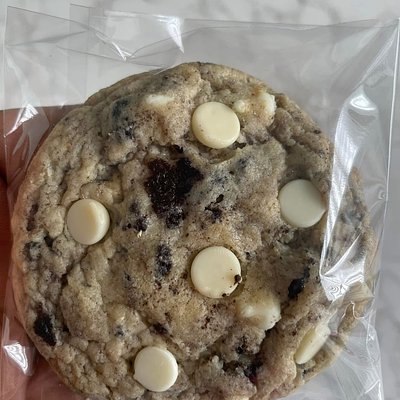 Cookies & Cream Cookies